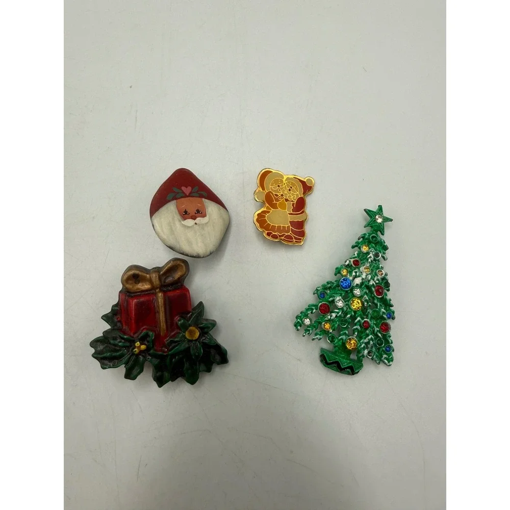 Vintage Christmas‎ Brooch Lot Santa Judith Tree Rhinestone Gift Box Enamel Pins